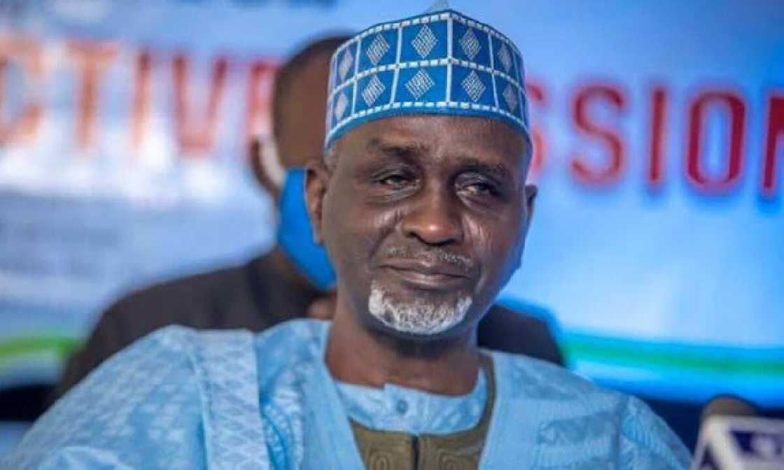 Shekarau ya shawarci Tinubu kan cire tallafin mai Shekarau ya shawarci Tinubu kan cire tallafin mai