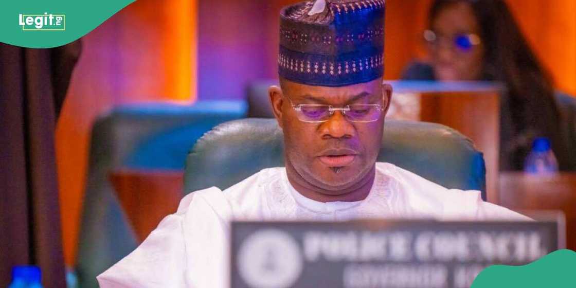 Nigerians have started reaction to the submission of Yahaya Bello at the EFCC office