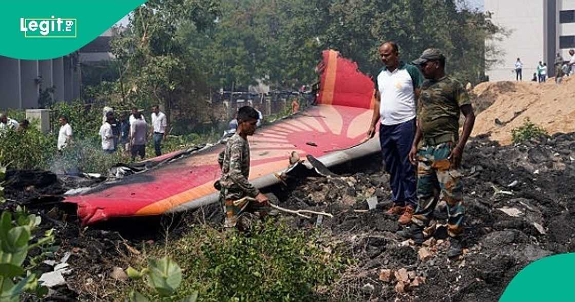 Reporter with almost 10 years experience shares more details about Pilot Clive Kunder who died in plane crash. Reporter with almost 10 years experience shares more details about Pilot Clive Kunder who died in plane crash.