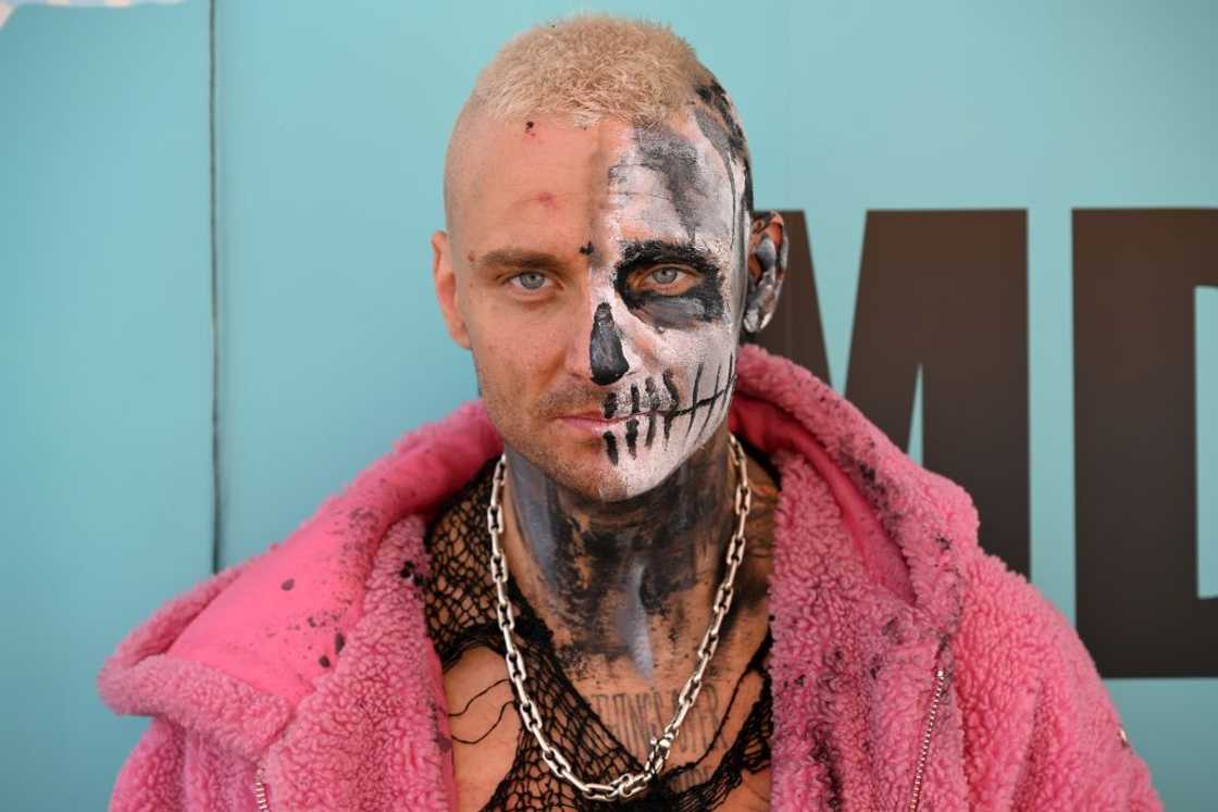 Darby Allin attends the IMDboat at The IMDb Yach