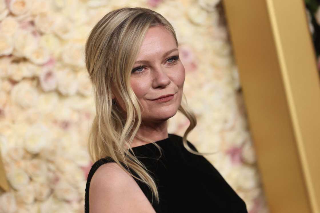 Kirsten Dunst attends the 82nd annual Golden Globe Awards Kirsten Dunst attends the 82nd annual Golden Globe Awards