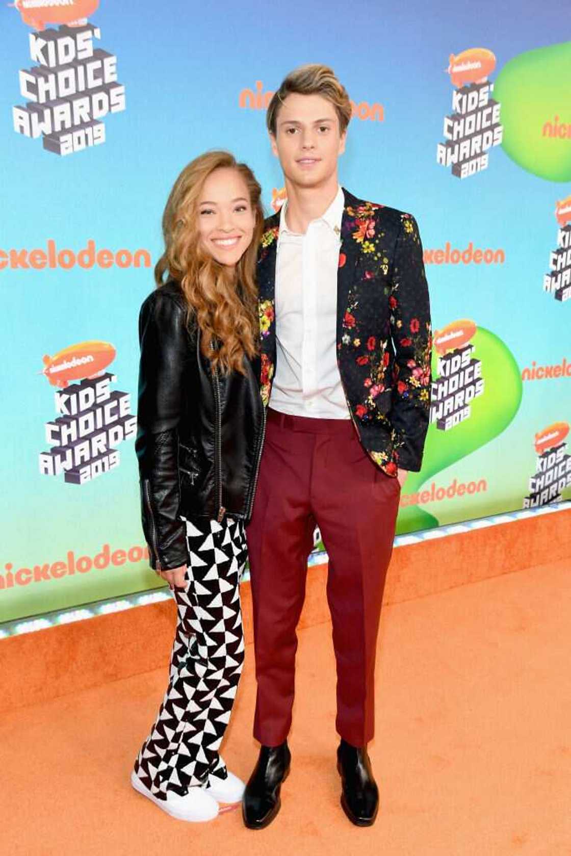 when did Jace Norman and Riele Downs date when did Jace Norman and Riele Downs date