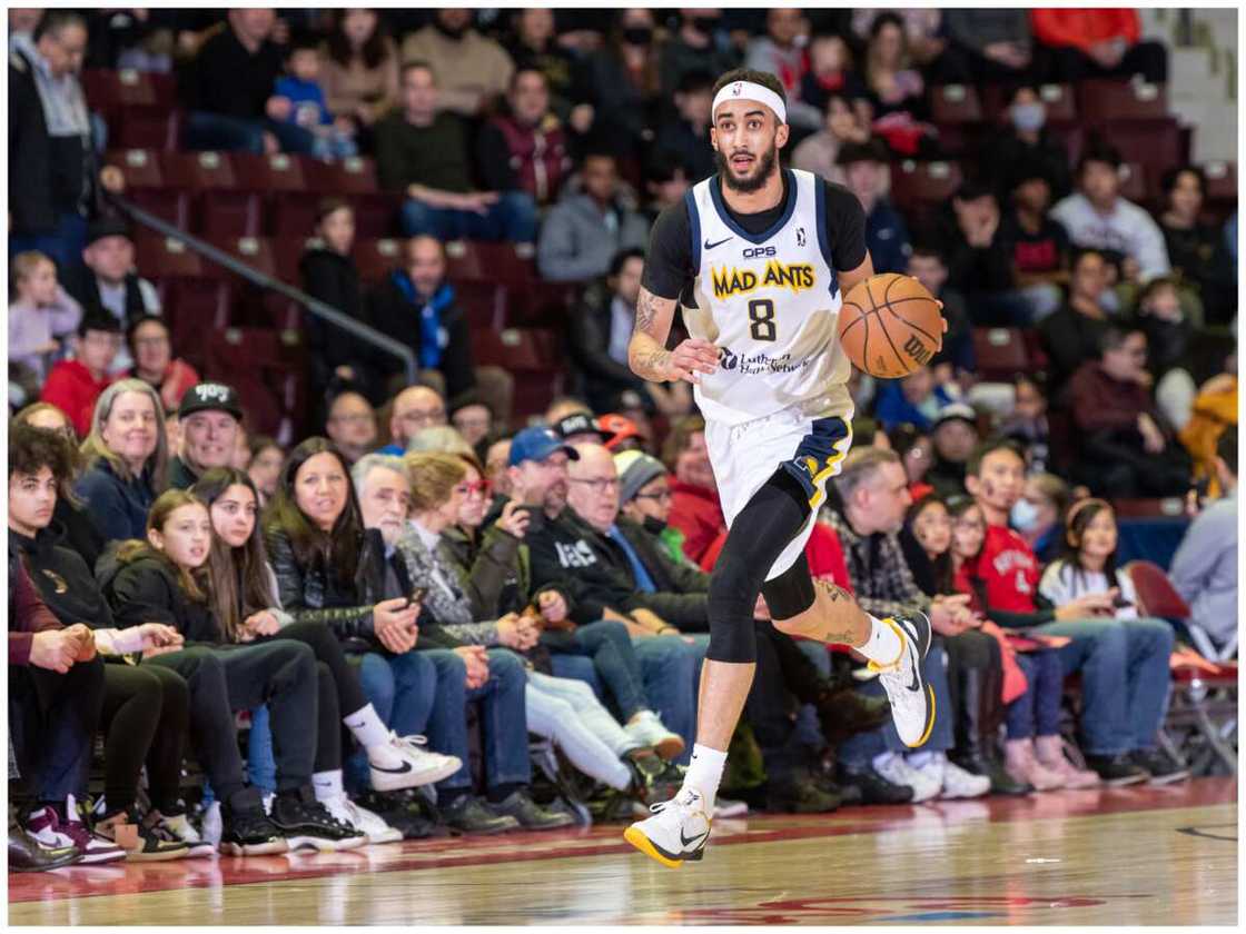 Lowest-paid NBA player Lowest-paid NBA player