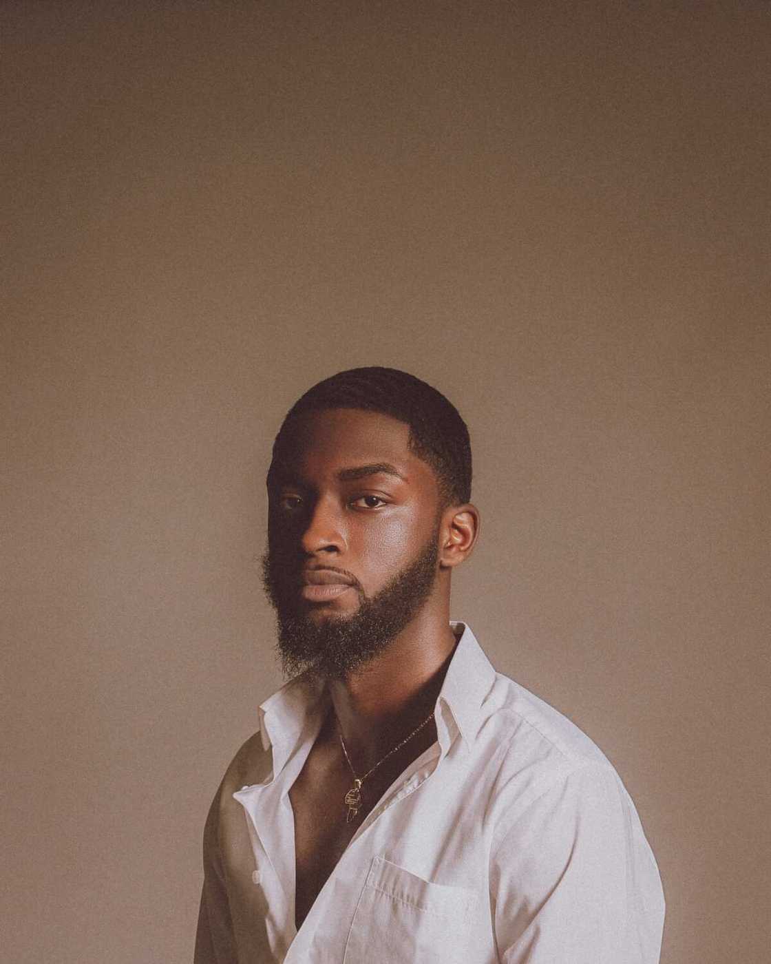 How to keep a beard straight How to keep a beard straight