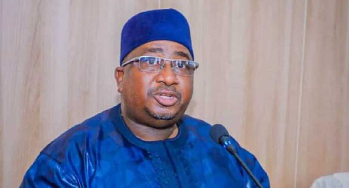 Gwamna Nasiru Idris na jihar Kebbi. Gwamna Nasiru Idris na jihar Kebbi.