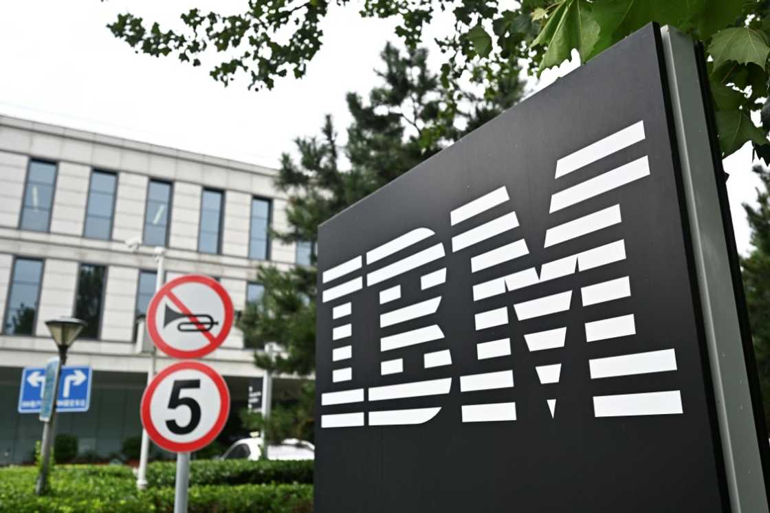 US computer giant IBM will close its research and development arm in China