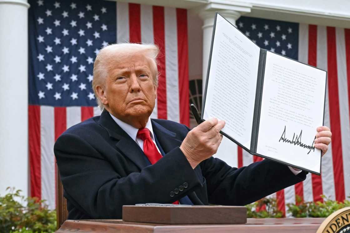 US President Donald Trump plans to send letters from midday to trading partners, warning of higher tariffs if they fail to reach trade agreements with Washington US President Donald Trump plans to send letters from midday to trading partners, warning of higher tariffs if they fail to reach trade agreements with Washington