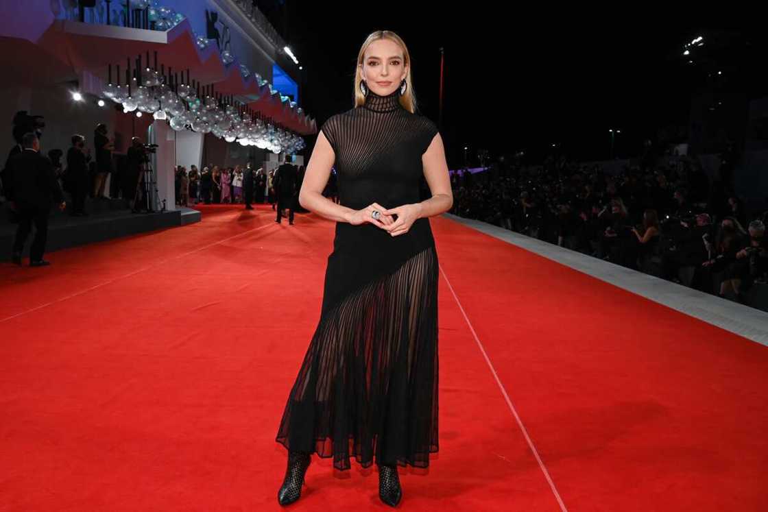 handsome male celebrities handsome male celebrities