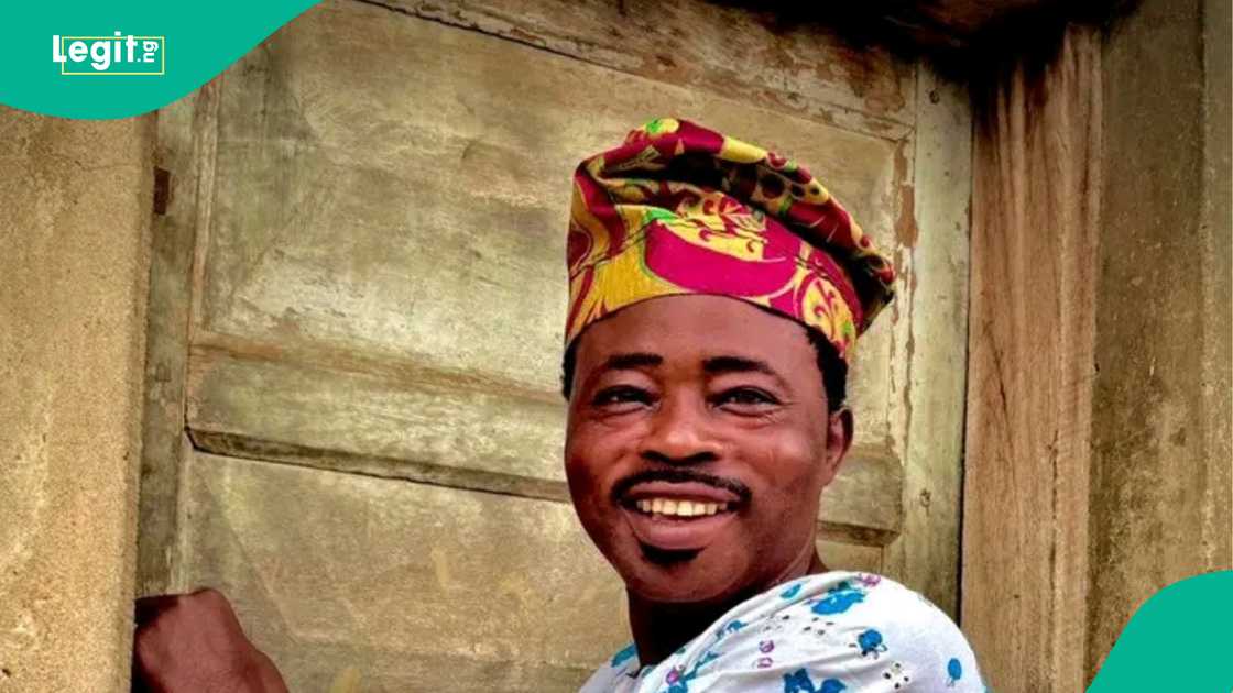 Adeshina Okiki laid to rest in Oyo state as video emerged Adeshina Okiki laid to rest in Oyo state as video emerged