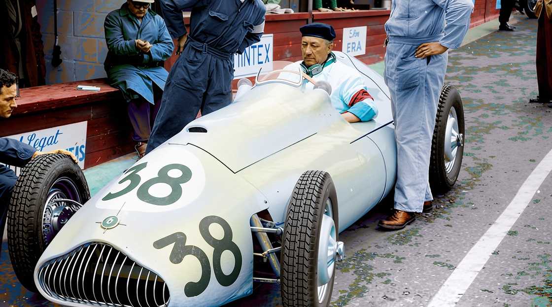 Arthur Legat drives the Veritas Meteor during the 1952 Belgian GP at Circuit de Spa Francorchamps Arthur Legat drives the Veritas Meteor during the 1952 Belgian GP at Circuit de Spa Francorchamps