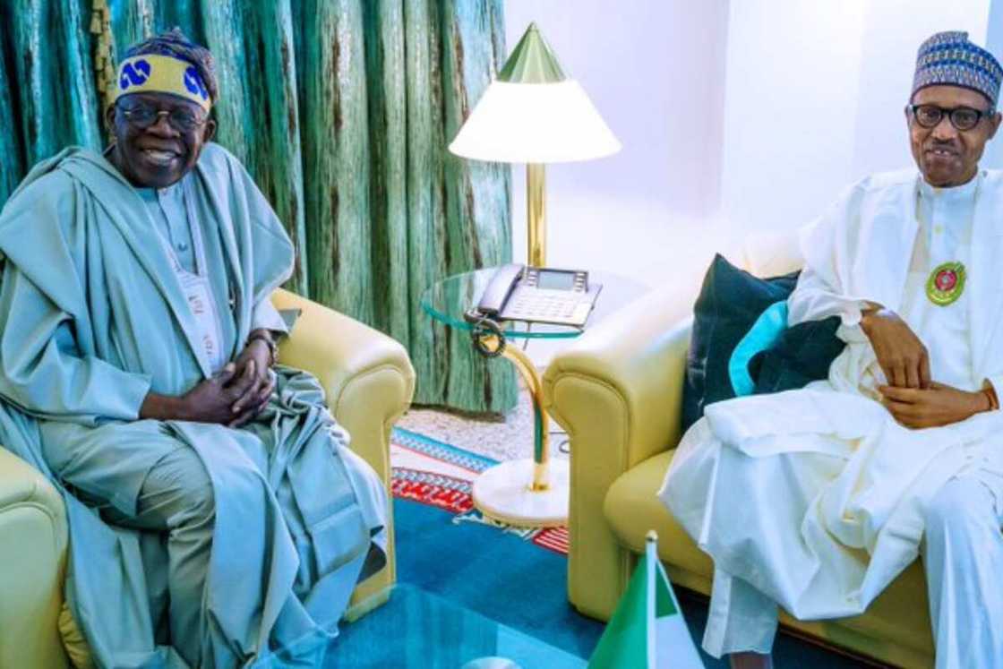 Shugaba Buhari da Tinubu sun samu lambobin yabo daga kasar Ingila Shugaba Buhari da Tinubu sun samu lambobin yabo daga kasar Ingila