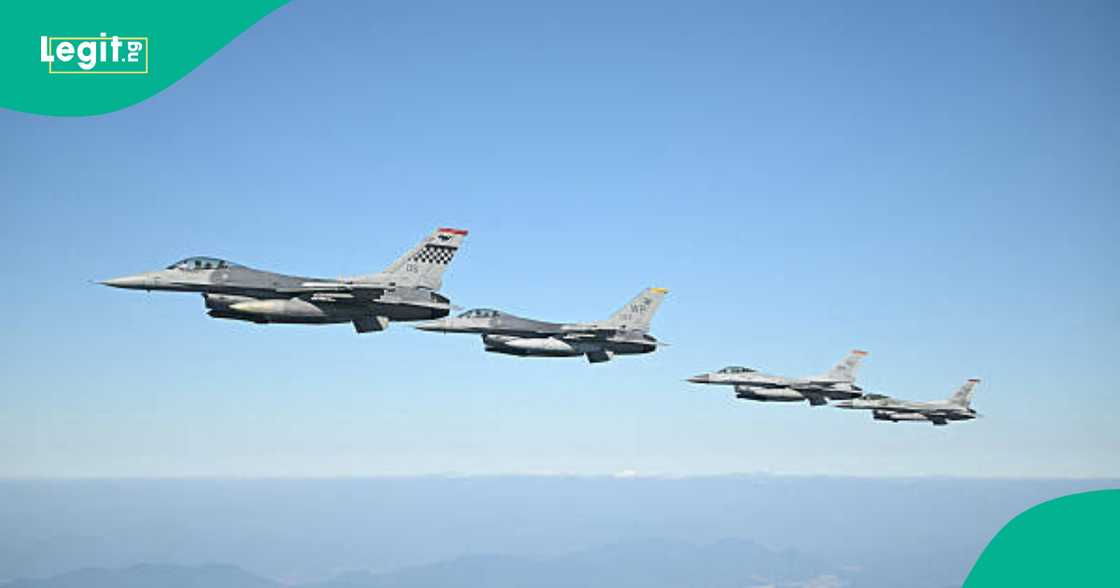 Jiragen Amurka. Jiragen Amurka.