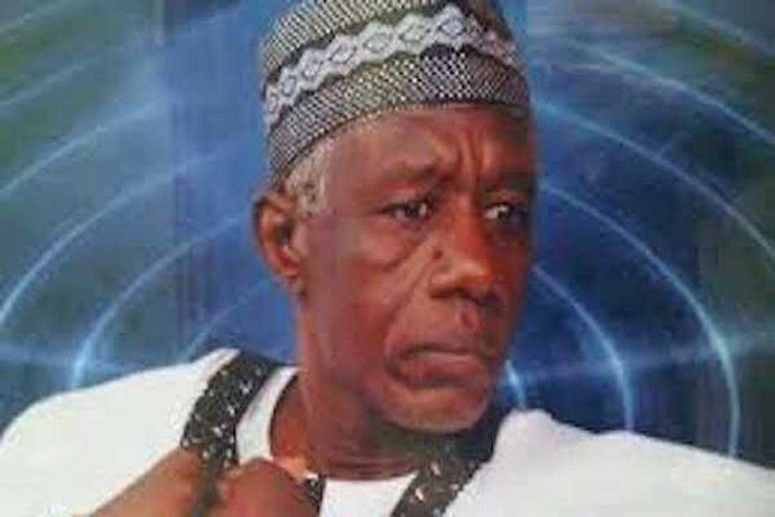 Shahararrun 'yan Najeriya 26 da suka mutu a wannan shekarar 2021 Shahararrun 'yan Najeriya 26 da suka mutu a wannan shekarar 2021