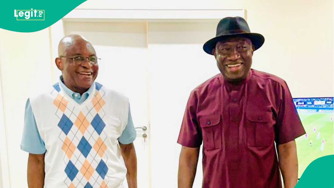 Former President Goodluck Jonathan has made a surprised visit to ADC national chairman, David Mark, after the party's strategic meeting.