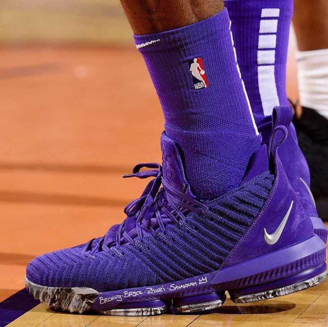 LeBron James Nike deal LeBron James Nike deal