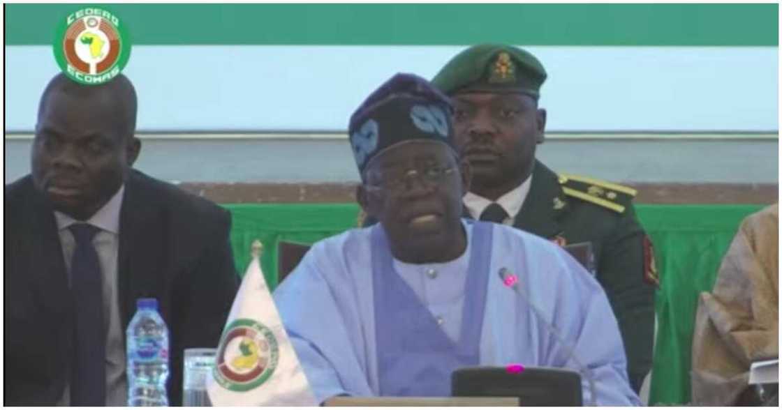 ECOWAS gives Niger military ultimatum/ ECOWAS issues travel ban on Niger ECOWAS gives Niger military ultimatum/ ECOWAS issues travel ban on Niger