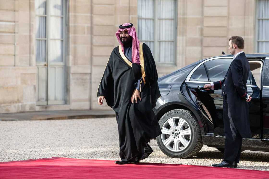 An kama 'yan gidan sarautar Saudiyya kan yunkurin hambarar da Sarki Salman An kama 'yan gidan sarautar Saudiyya kan yunkurin hambarar da Sarki Salman