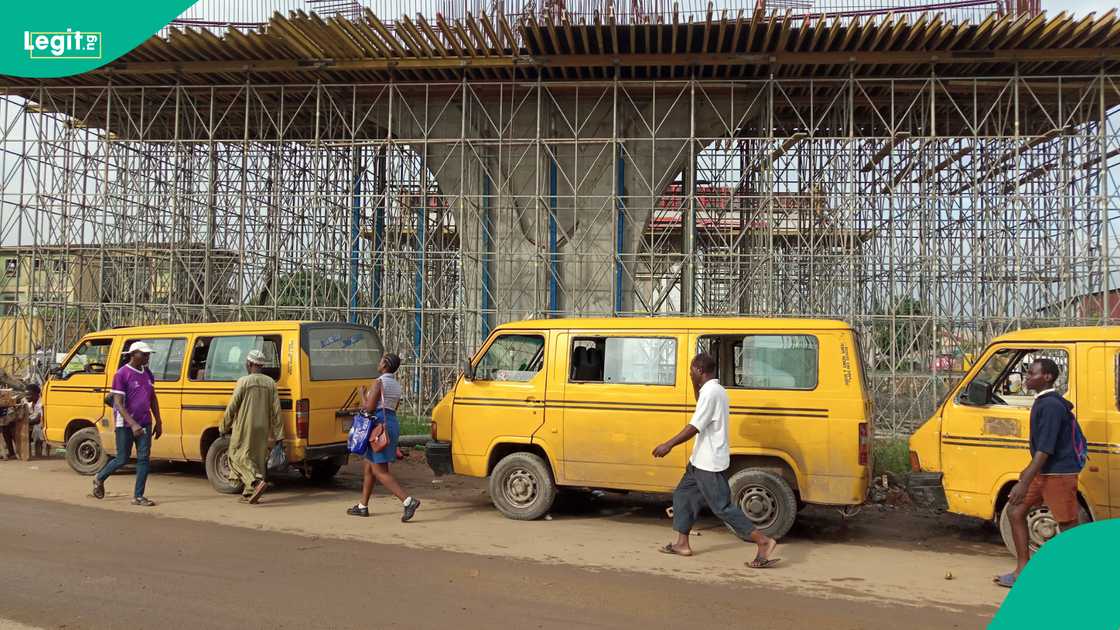 A Nigerian lady shares how a random man slapped her inside a public bus. A Nigerian lady shares how a random man slapped her inside a public bus.