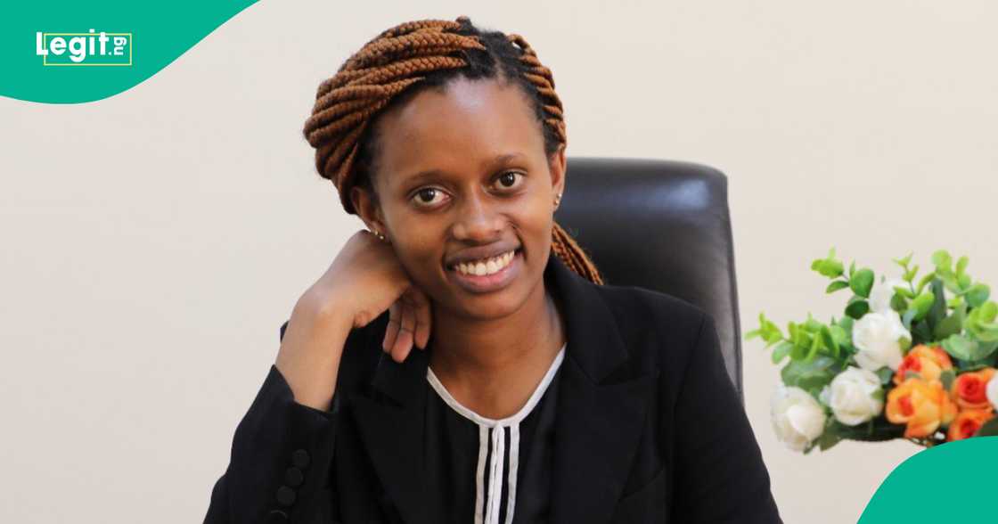 Lady gets promoted after one year.