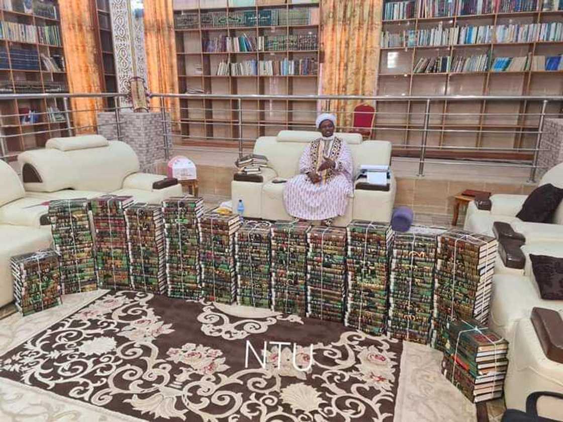 Sheikh Abduljabbar ya ce ya janye dukkan kalamansa game da Annabi Muhammadu SAW Sheikh Abduljabbar ya ce ya janye dukkan kalamansa game da Annabi Muhammadu SAW