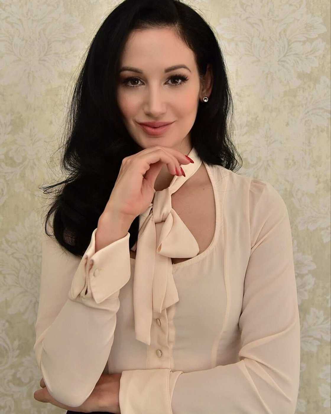 Amie Nicole Amie Nicole