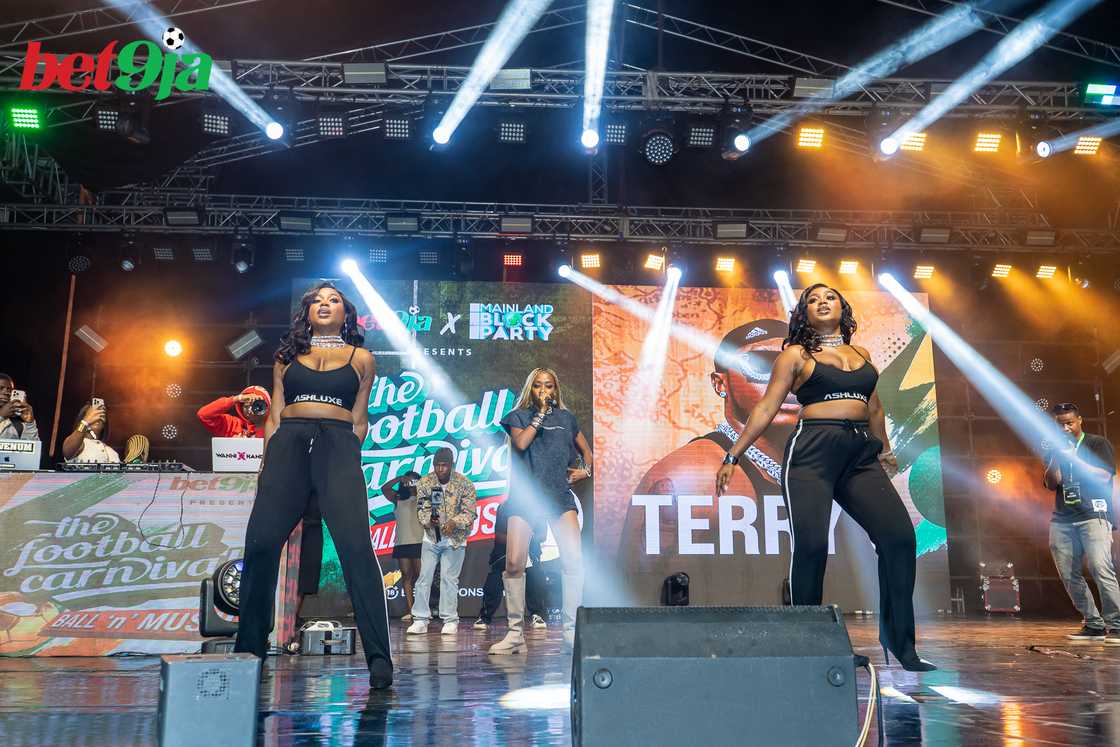 Okocha, Yhemolee, Sheggz, Shank Lead Bet9ja’s Star-Studded 5-A-Side Football Carnival Okocha, Yhemolee, Sheggz, Shank Lead Bet9ja’s Star-Studded 5-A-Side Football Carnival