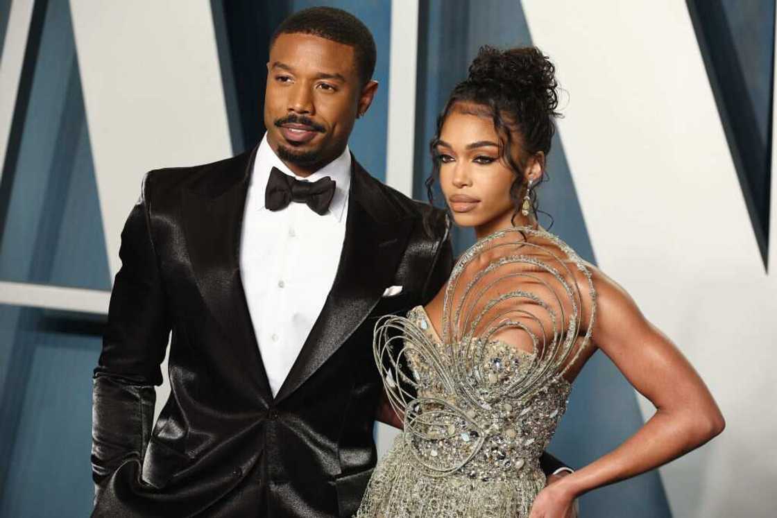 Michael B. Jordan et Lori Harvey à la fête des Oscars Vanity Fair 2022 Michael B. Jordan et Lori Harvey à la fête des Oscars Vanity Fair 2022