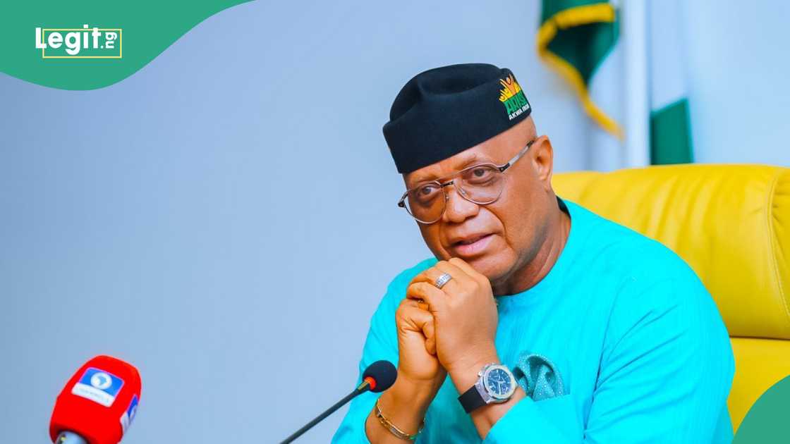 Akwa Ibom Governor Umo Eno has moved to revive the state Ibom Paint factory and appointed a sole administrator. Akwa Ibom Governor Umo Eno has moved to revive the state Ibom Paint factory and appointed a sole administrator.