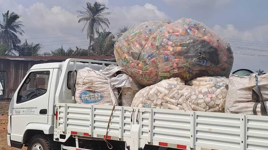7 Ways Coca-Cola is Making a Difference in Nigeria 7 Ways Coca-Cola is Making a Difference in Nigeria