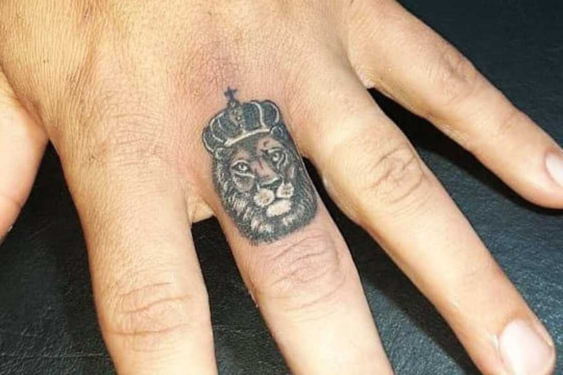 finger tattoos ideas finger tattoos ideas