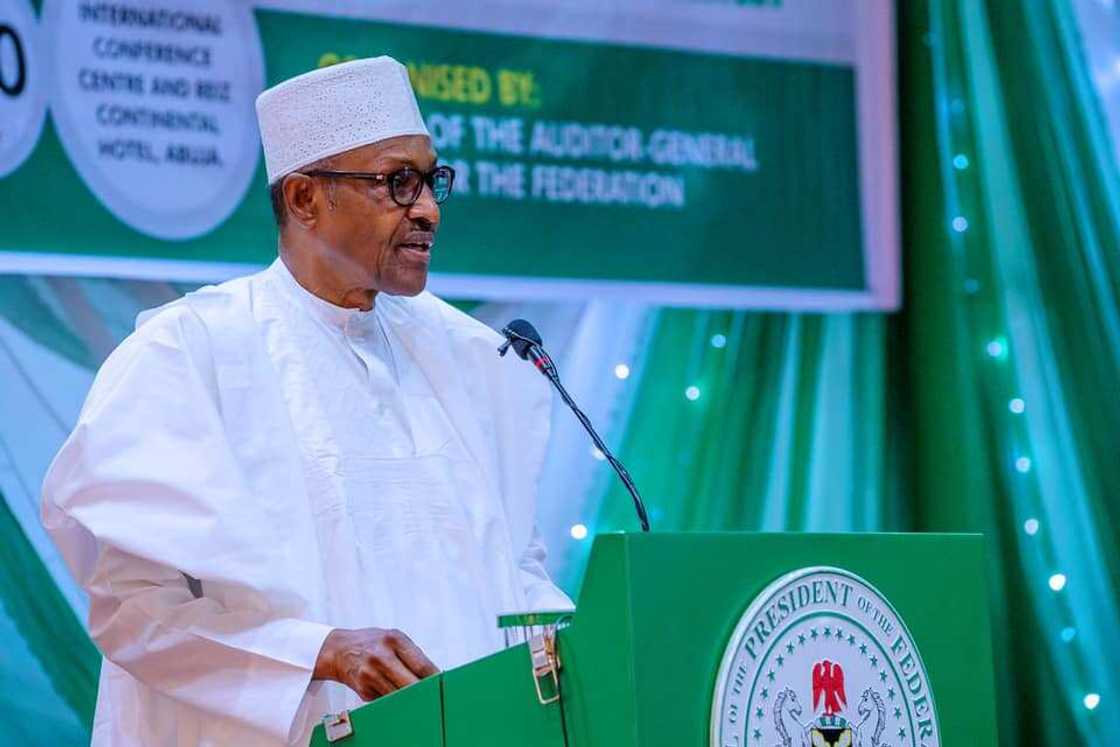 Zanga-zanga: Buhari ya koka da kafafen yada labarai na yamma, musamman BBC da CNN Zanga-zanga: Buhari ya koka da kafafen yada labarai na yamma, musamman BBC da CNN