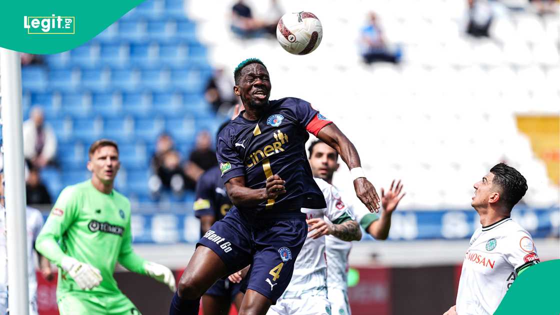 Kenneth Omeruo, Kasimpasa, Konyaspor, Recep Tayyip Erdogan Stadium, Istanbul, Turkiye, Super Lig. Kenneth Omeruo, Kasimpasa, Konyaspor, Recep Tayyip Erdogan Stadium, Istanbul, Turkiye, Super Lig.