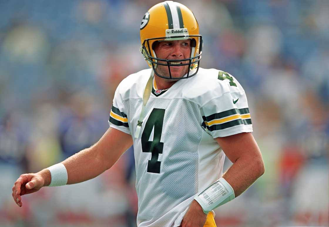 Quarterback Brett Favre Quarterback Brett Favre