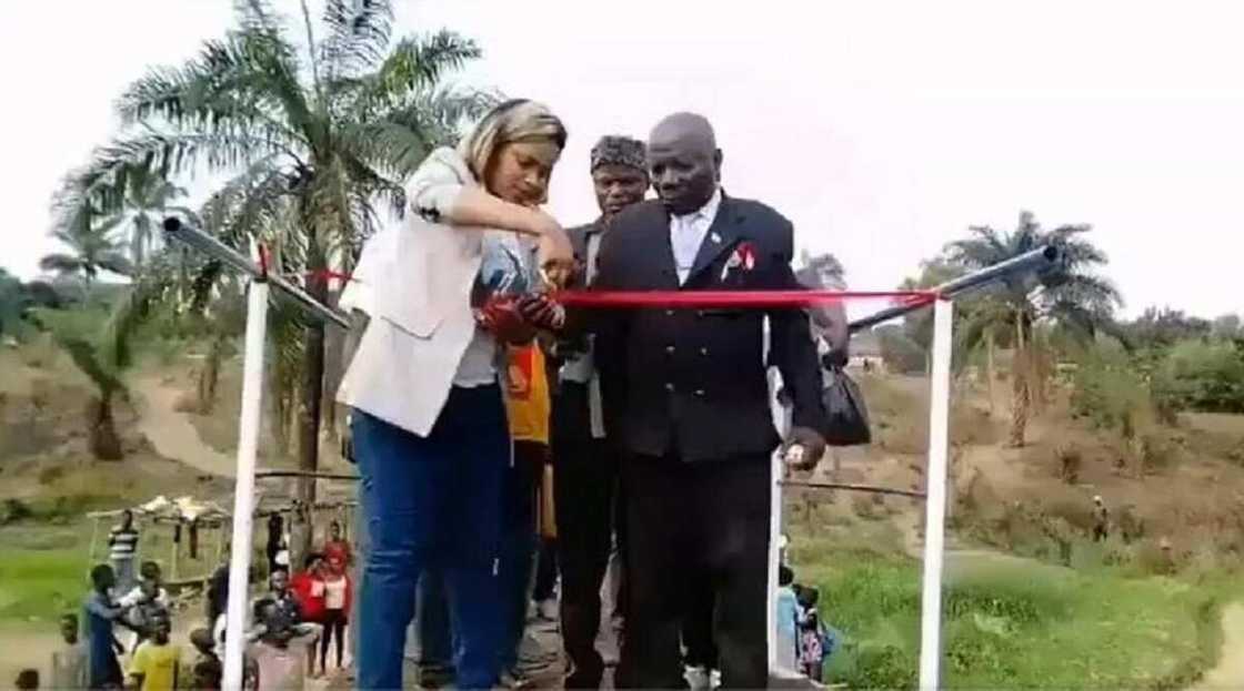 Kaddamar da gada a DRC Kaddamar da gada a DRC