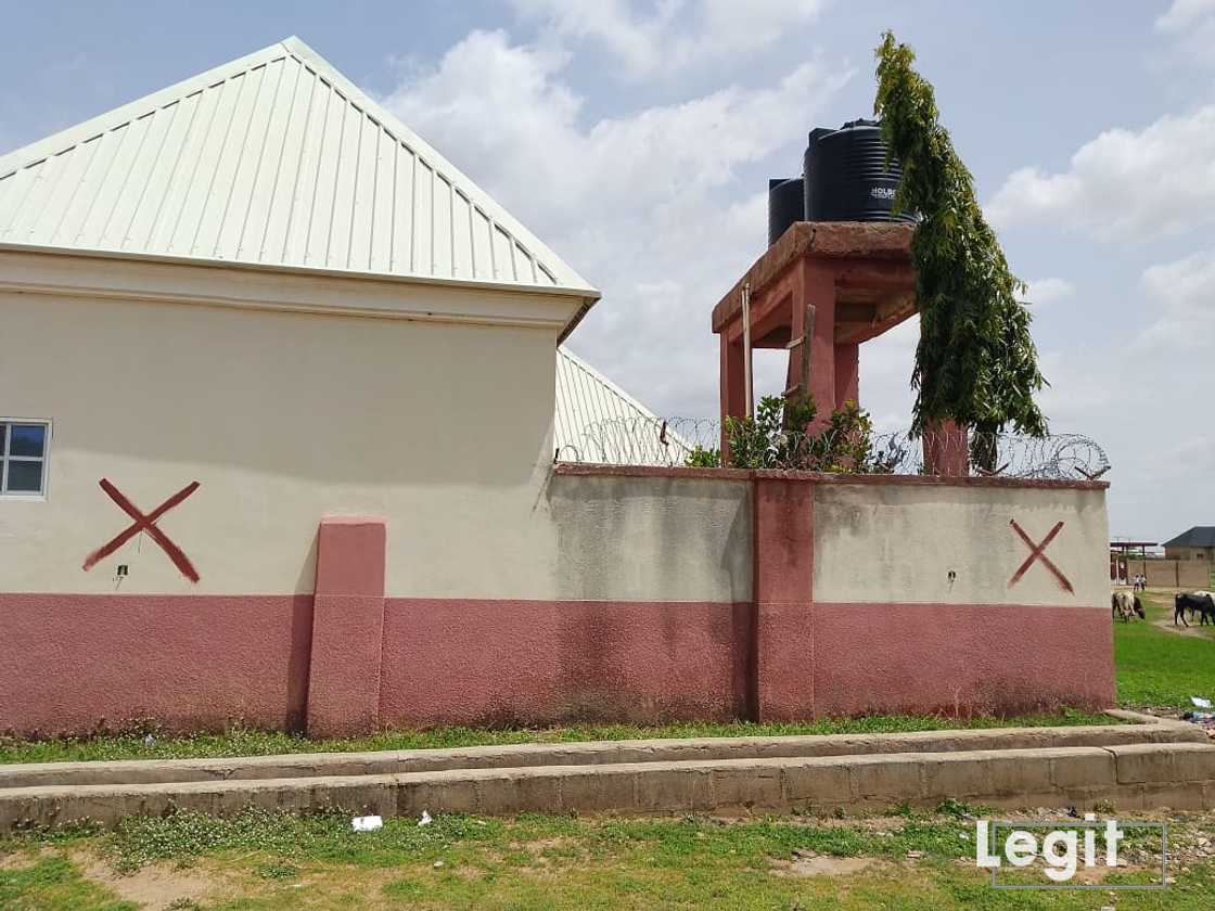 Tears as Adamawa govt begins demolition of houses for stadium project, residents say they have nowhere to go Tears as Adamawa govt begins demolition of houses for stadium project, residents say they have nowhere to go