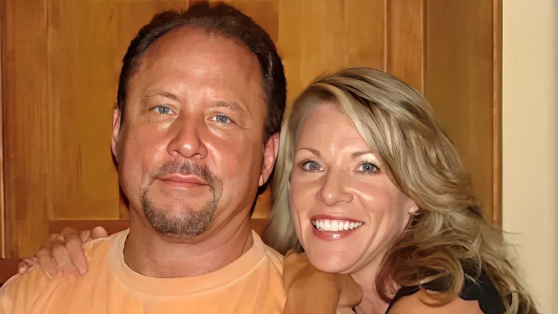 Lori Vallow poses with her fourth husband, Charles Vallow. Lori Vallow poses with her fourth husband, Charles Vallow.
