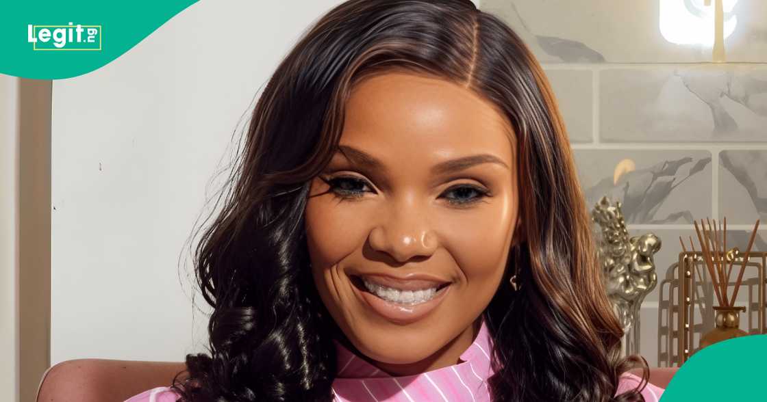 Iyabo Ojo在Priscy的婴儿洗礼上的讲话已在网上病毒。 Iyabo Ojo在Priscy的婴儿洗礼上的讲话已在网上病毒。
