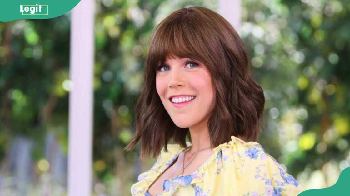 Erin Krakow Erin Krakow