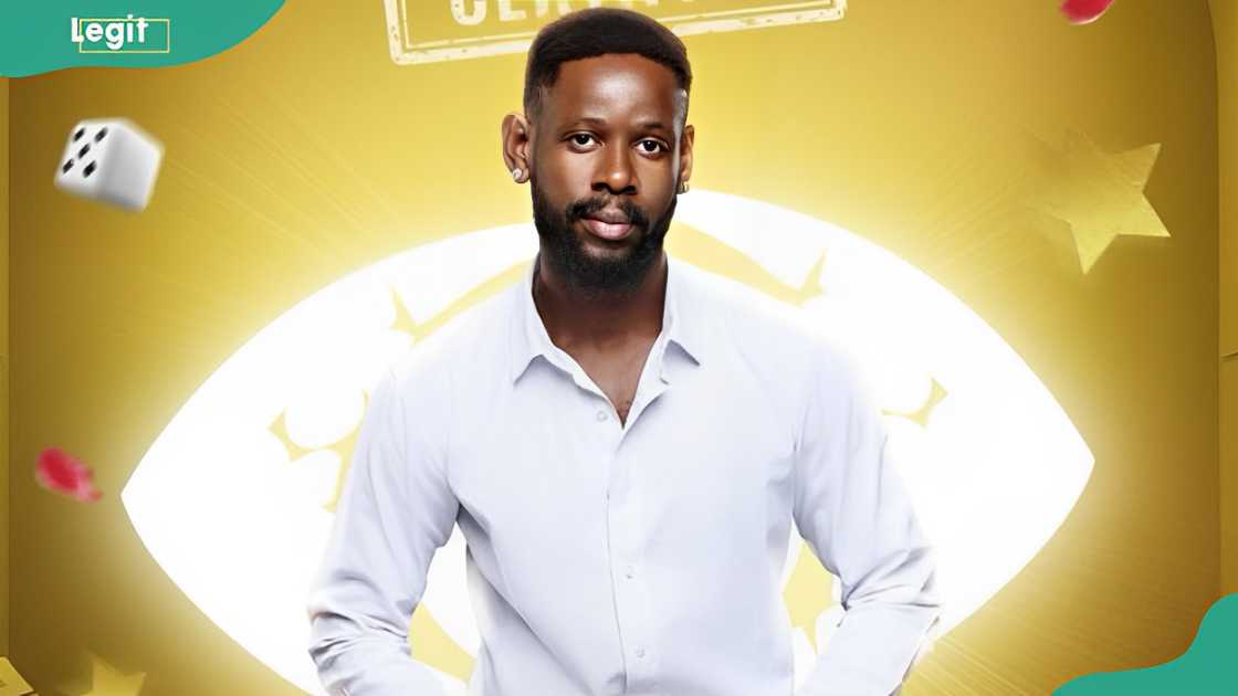 Mensan in a white outfit Mensan in a white outfit