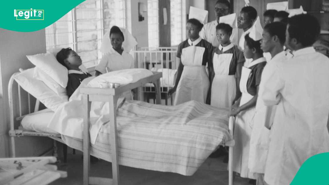 Nigeria's school of nurse and midwifery has reviewed its system. Nigeria's school of nurse and midwifery has reviewed its system.