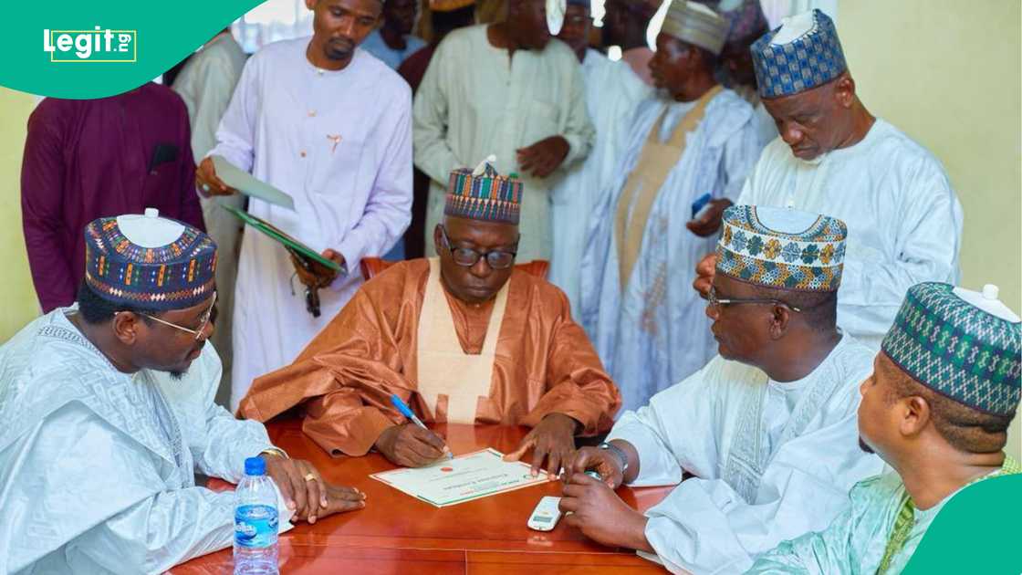 Mustapha Sule Lamido ya ce zai yi aiki tukuru don gyara barnar da jam'iyyun adawa suka yi a Jigawa bayan karbar mulki daga hannun PDP