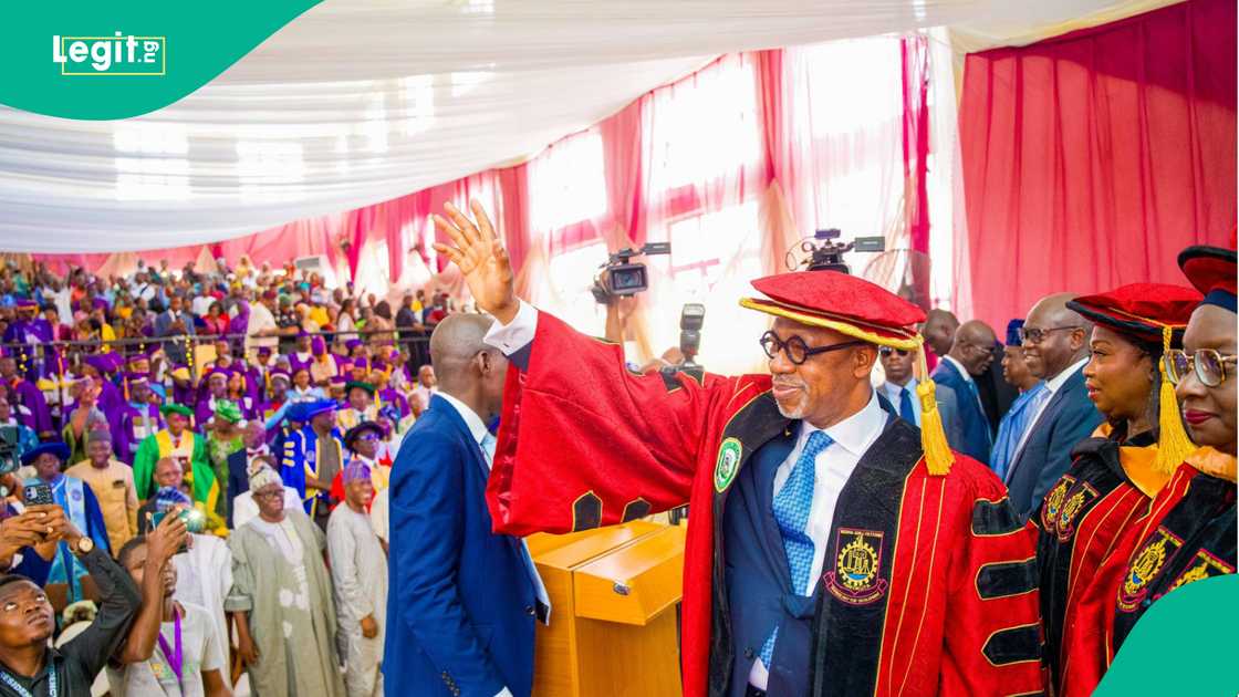 Ogun state's Dapo Abiodun gifts nine MAPOLY best graduating students N2.5 million each. Ogun state's Dapo Abiodun gifts nine MAPOLY best graduating students N2.5 million each.