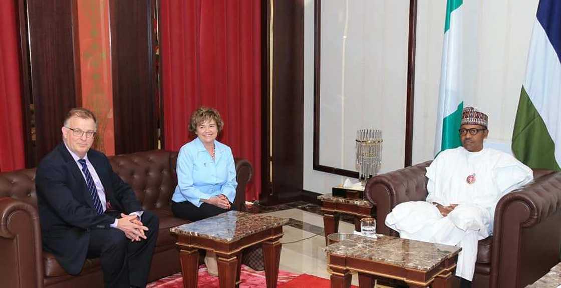 Haramta Biza ga masu magudi: Mu ke da hakkin zaban wadanda zasu shiga kasarmu - Ingila ta yiwa Najeriya raddi Haramta Biza ga masu magudi: Mu ke da hakkin zaban wadanda zasu shiga kasarmu - Ingila ta yiwa Najeriya raddi