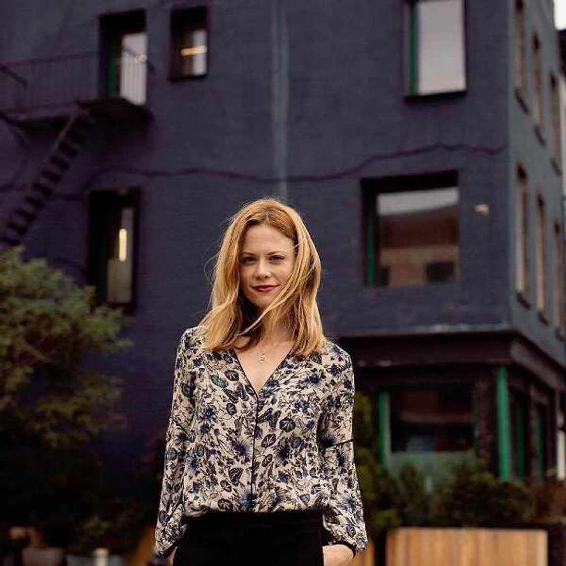How old is Claire Coffee? How old is Claire Coffee?