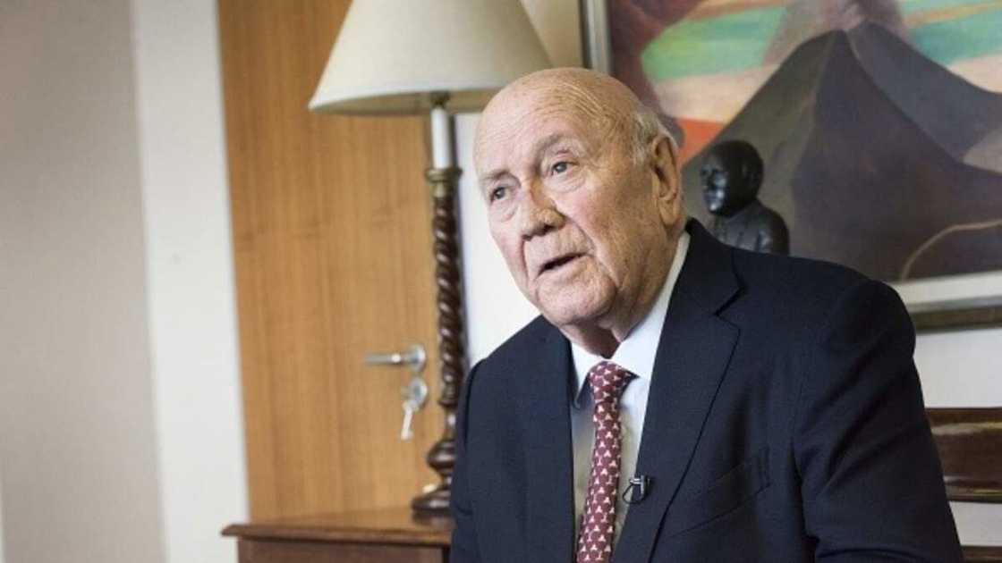 Frederik Willem de Klerk: Former South African President Dies of Cancer Frederik Willem de Klerk: Former South African President Dies of Cancer