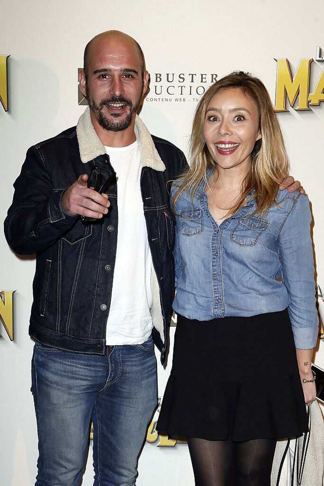 Sébastien Patoche (alias Cartman) avec sa femme. Sébastien Patoche (alias Cartman) avec sa femme.