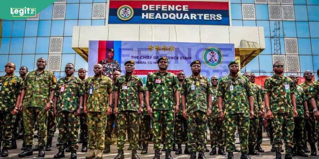 Defence headquarters have confirmed that the ISWAP terrorist group killed six Nigerian soldiers during an attack on a military base in Borno. Defence headquarters have confirmed that the ISWAP terrorist group killed six Nigerian soldiers during an attack on a military base in Borno.