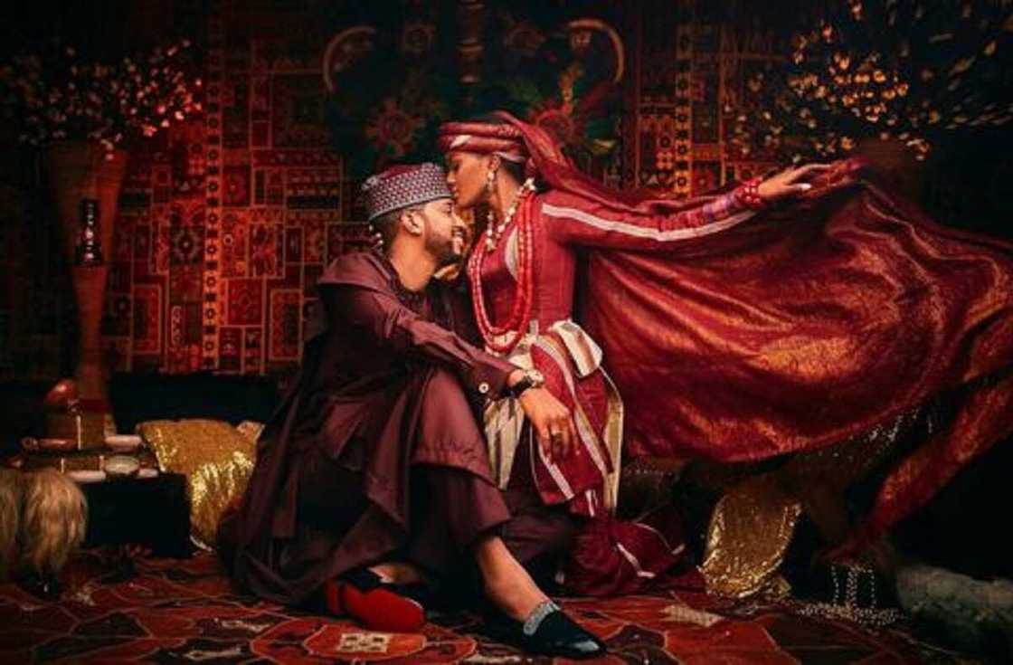 Hanan Buhari ta taya mijinta murnar zagayowar ranar haihuwarsa da kalaman soyayya Hanan Buhari ta taya mijinta murnar zagayowar ranar haihuwarsa da kalaman soyayya