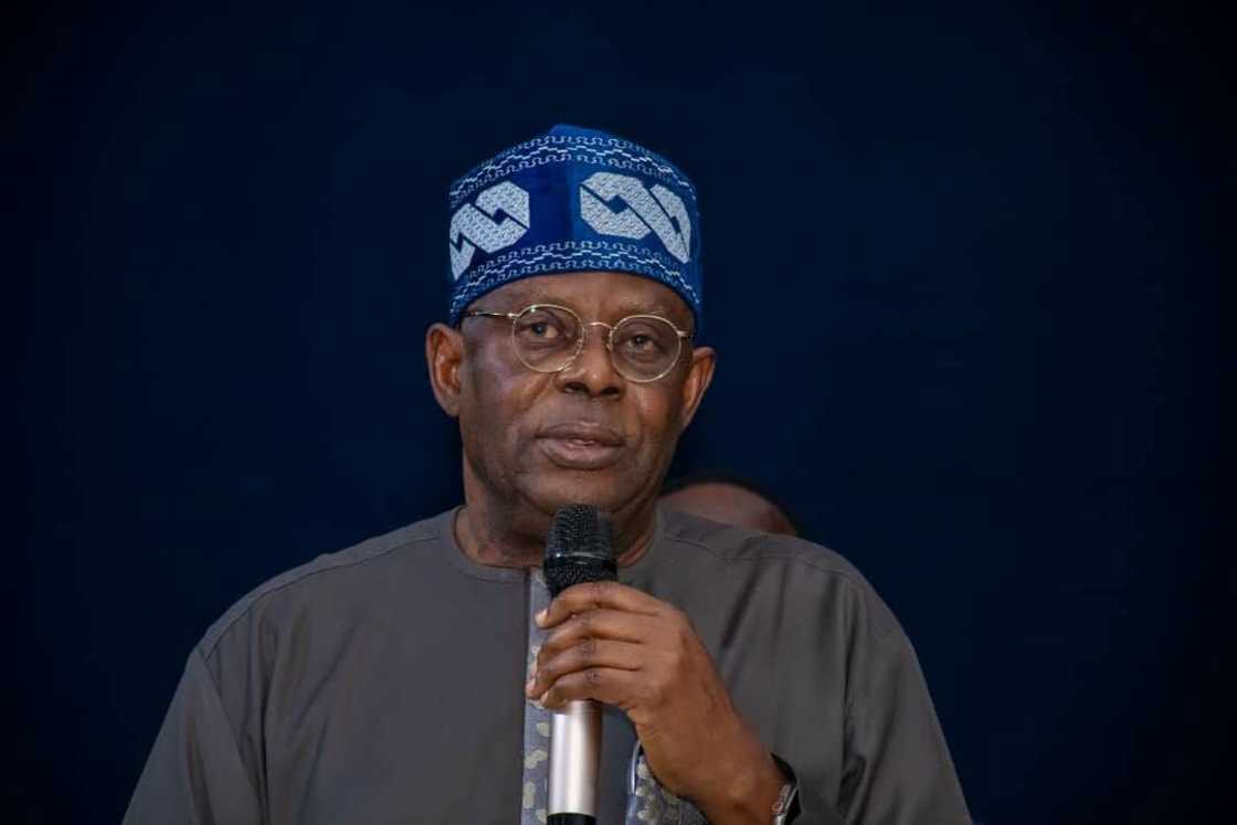 James Faleke ya taya Adeleke murna