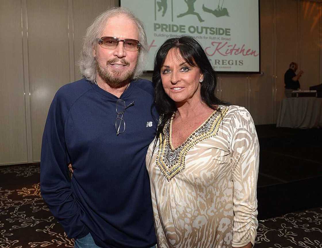 barry gibb and linda gray